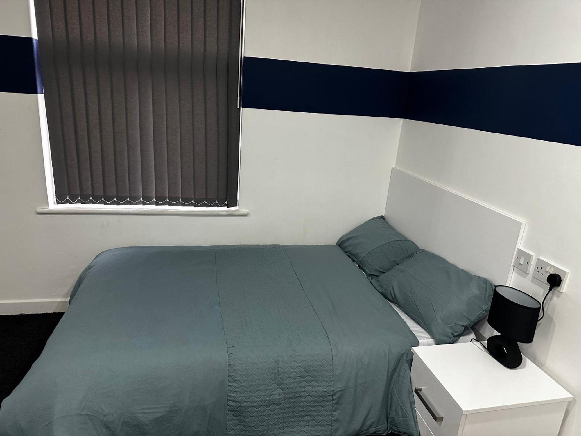 דירות לייסטר Cozzy Haven Two Min From Train Station מראה חיצוני תמונה