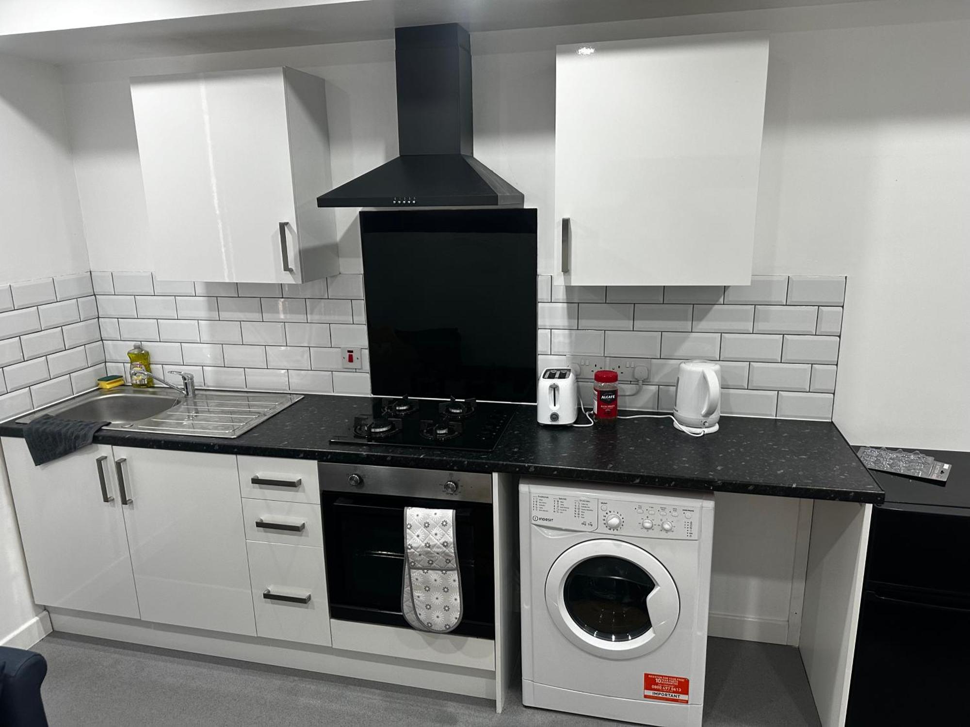 דירות לייסטר Cozzy Haven Two Min From Train Station מראה חיצוני תמונה